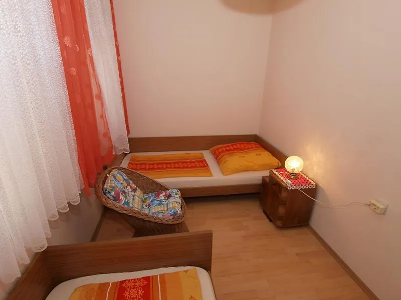 Apartments Roza 712